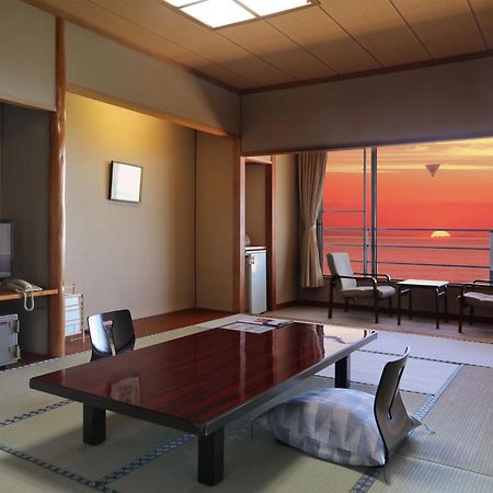 Unohama Onsen Royal Hotel Kobayashi Дзёэцу Экстерьер фото
