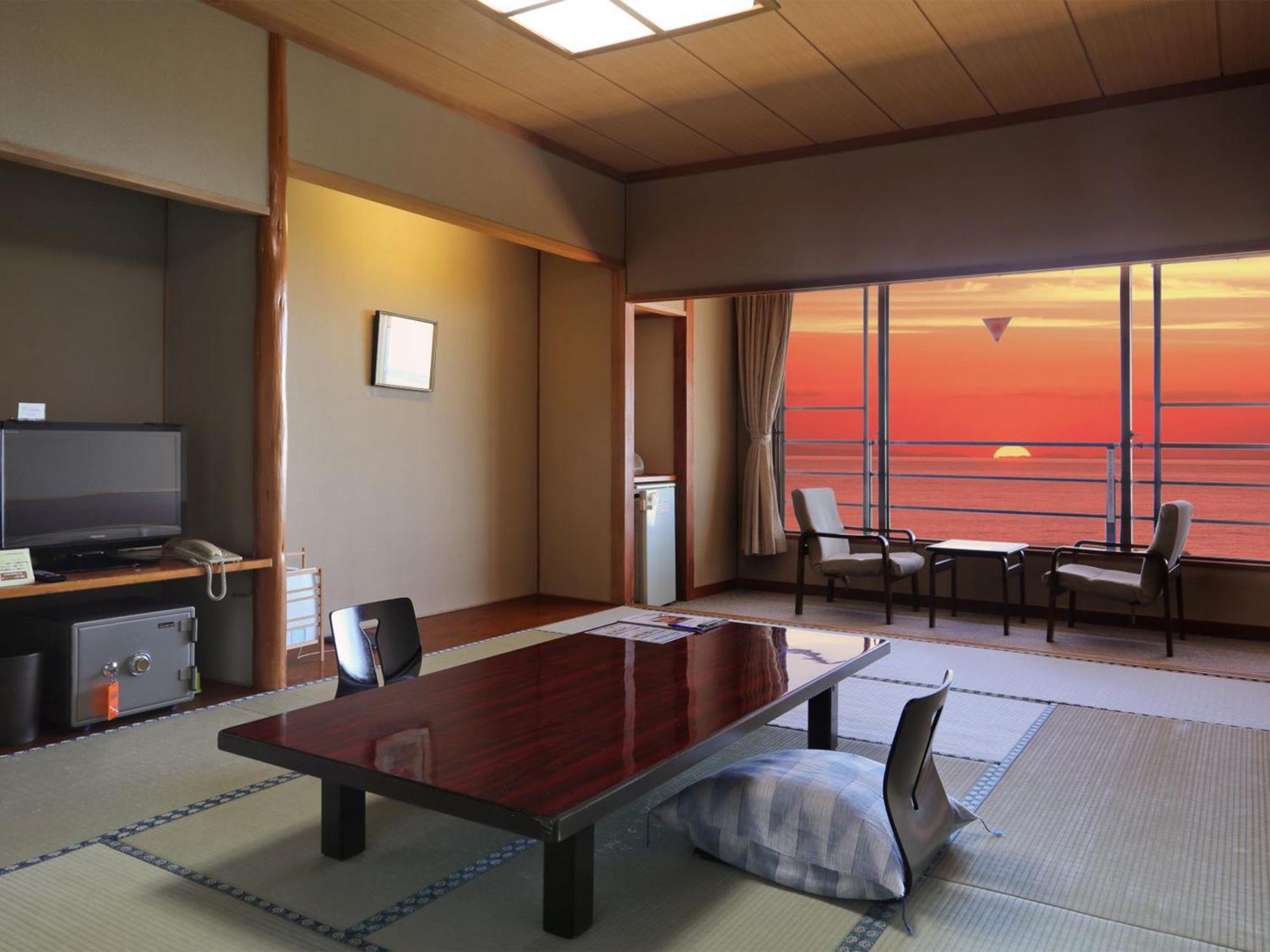Unohama Onsen Royal Hotel Kobayashi Дзёэцу Экстерьер фото